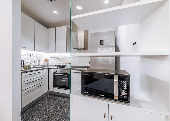 Saint Peter House Station Deluxe